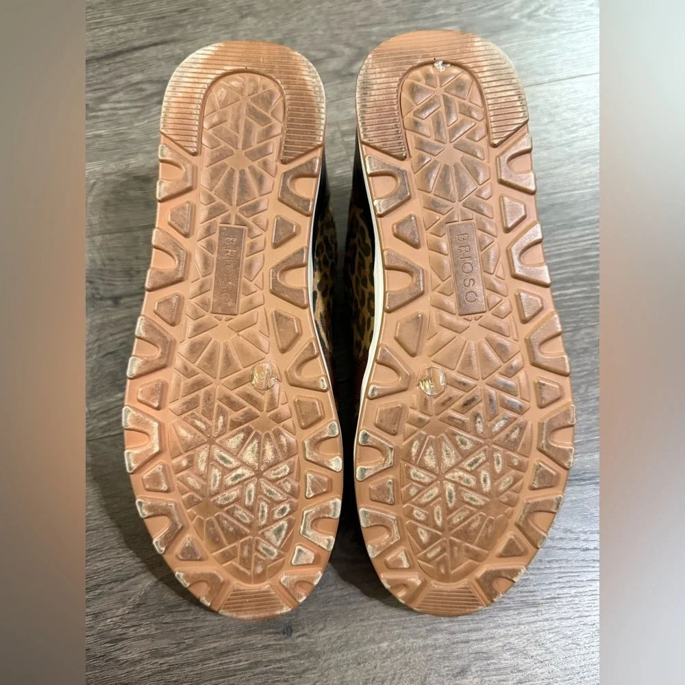 Brioso Mimi Leopard Leather Zip-Up Sneaker